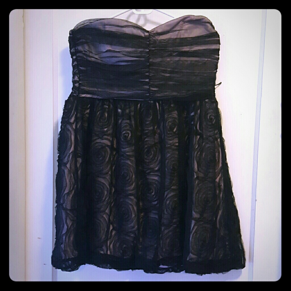 Gray and black lacey strapless dress